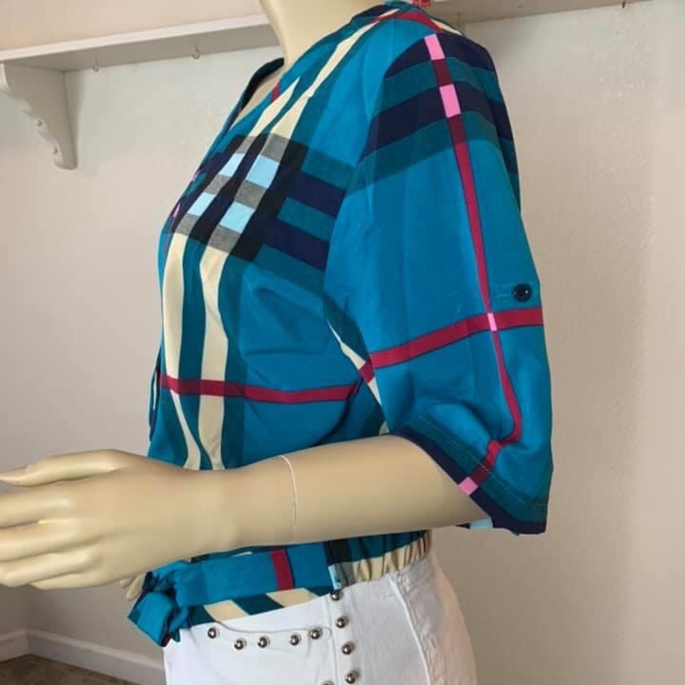 Blue Button blouse - Picture 2 of 15